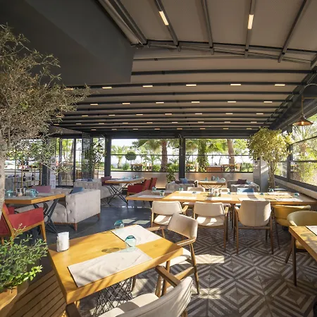 فندق Nebiluex أنطاليا