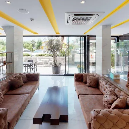 Nebiluex Hotel 3*