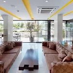 Nebiluex Отель 3*