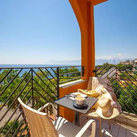 Otel Nebilux Antalya