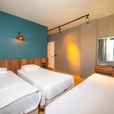 Nebilux Otel 2*