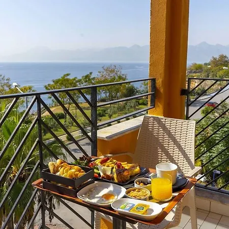 Otel Nebilux Antalya