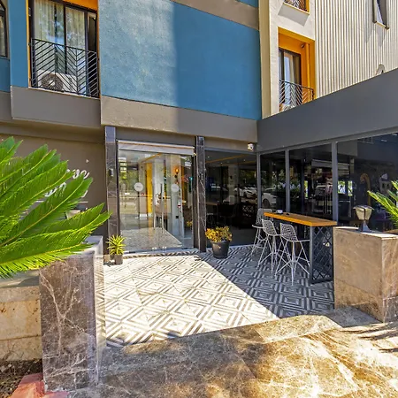 Nebiluex ホテル アンタルヤ