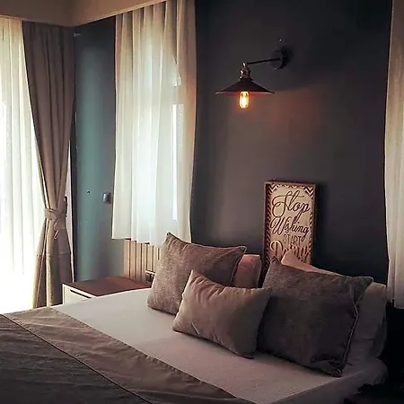 Nebiluex Отель