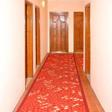 Otel Nebilux 2*