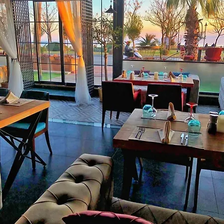 Nebiluex Szálloda Antalya