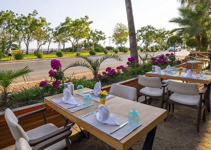 Hotel Nebiluex Antália